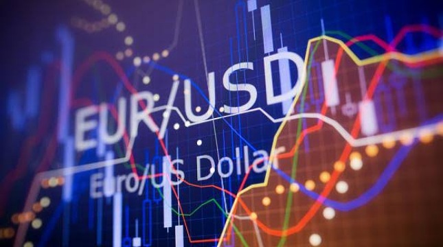 EURUSD Forecast 24 - 28 Oktober 2022